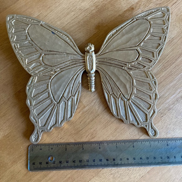 1968 Set of gold Butterfly wall hangings - Picture 6 of 12